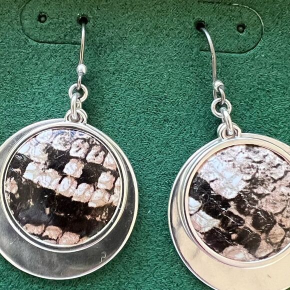 Lucky brand silver tone double drop earrings, snake print - Picture 4 of 7